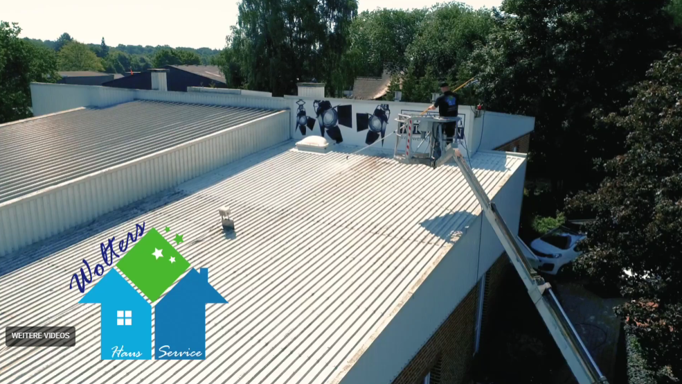 Video starten: Professionelle Dachreinigung Emlichheim